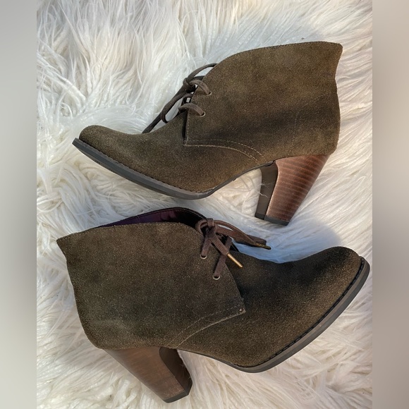Clarks Suede Lace-Up Ankle Boots - Picture 7 of 10